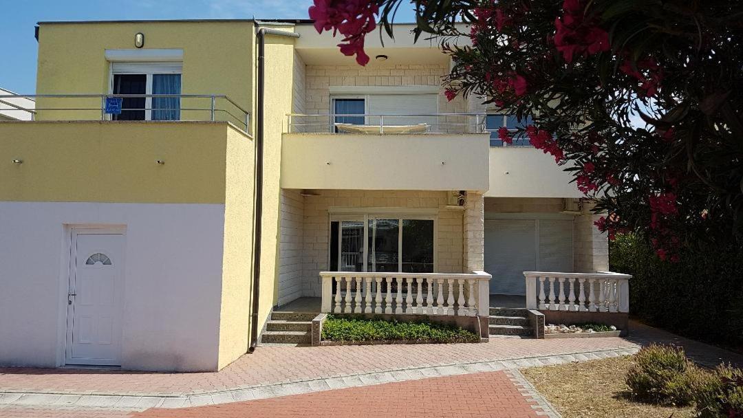 Apartment-villa Vesna Privlaka (Zadar)