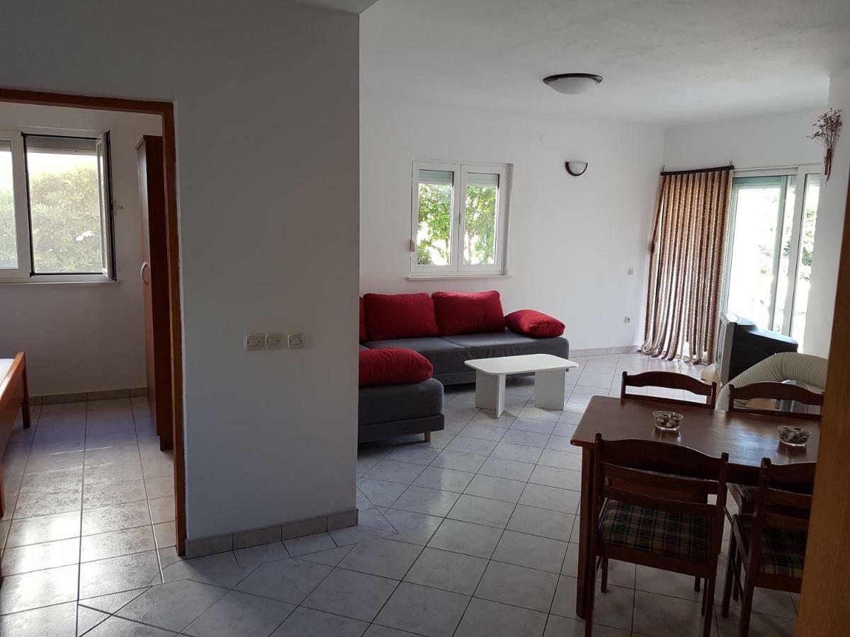 Apartment-villa Vesna Apartman *